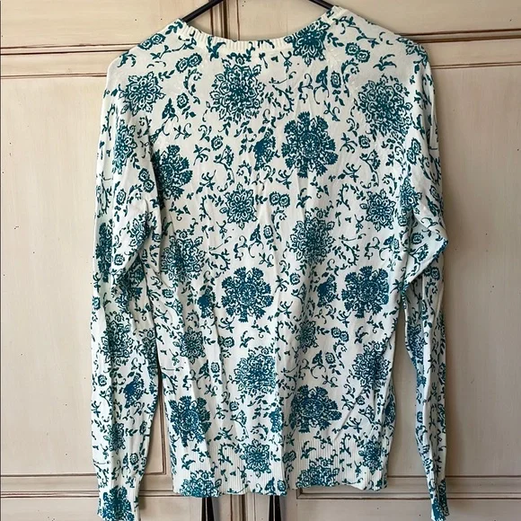 GAP Floral Patterned Sweater - Picture 3 of 3